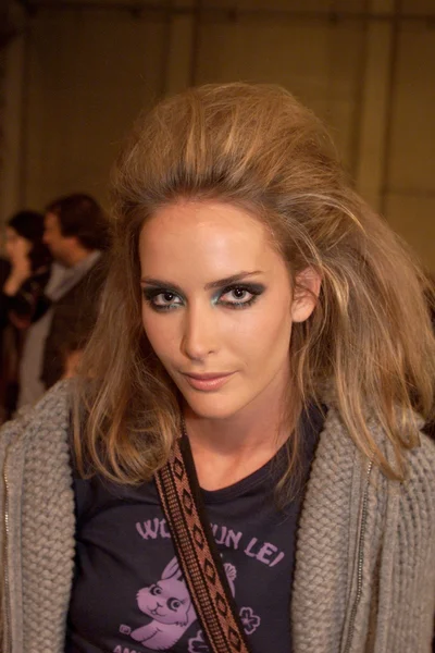 Look 2